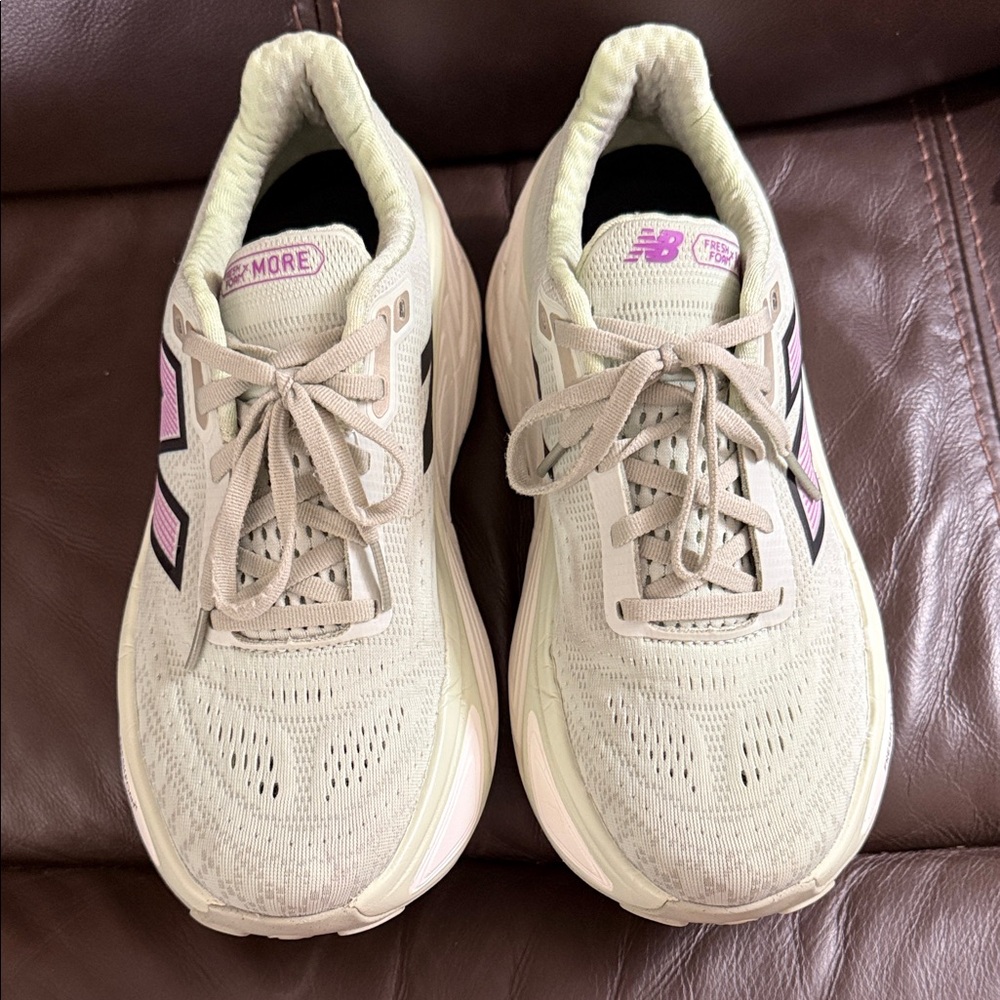 New Balance Women’s Fresh Foam tennis shoes